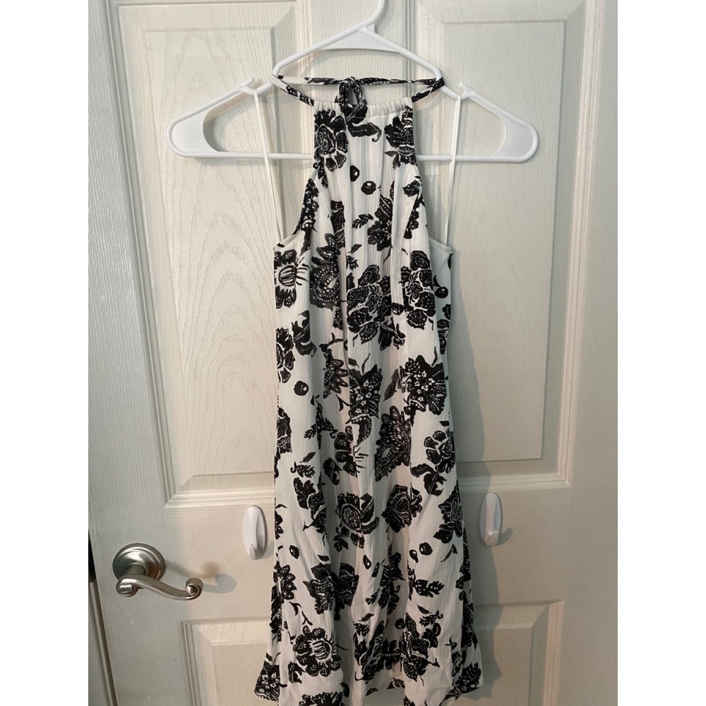Kendal & Kylie Black and White Dress